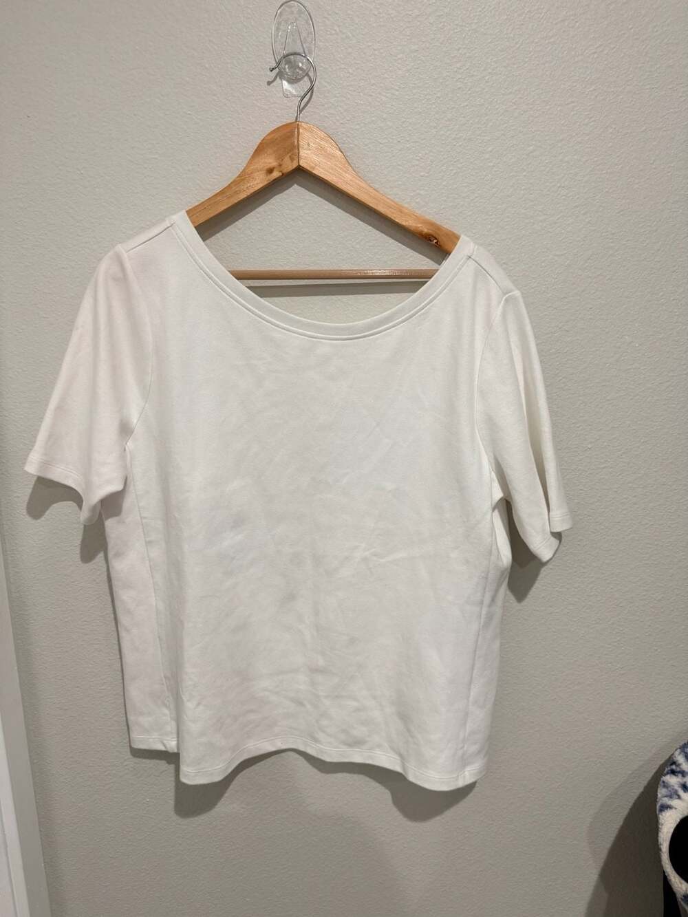 Gap White Short Sleeve V-Neck Top XL